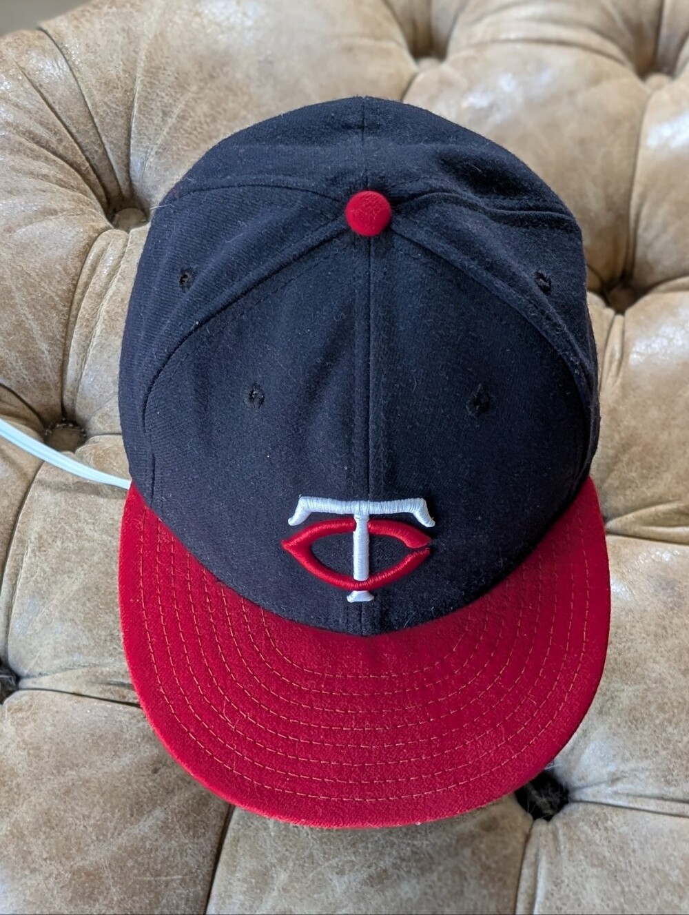 New Era 59 Fifty Minnesota Twins Fitted Hat Cap Navy, Size 7.5 MLB Baseball